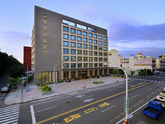 Tsun Huang Hotel